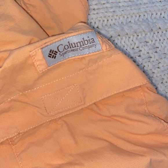 Columbia women’s orange outdoor shirt size medium - Picture 4 of 7
